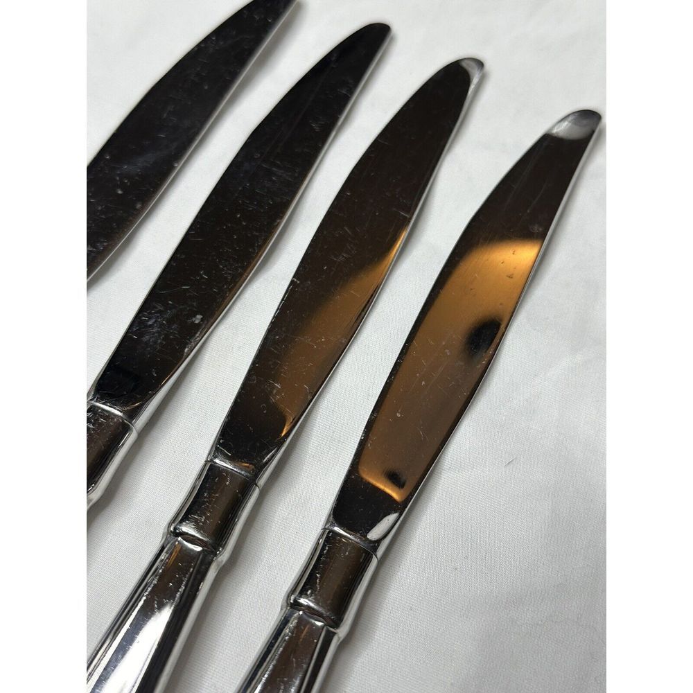 Oneida Act‎ 1 I (4) Dinner Knives  Glossy Flatware Knife - Picture 4 of 9